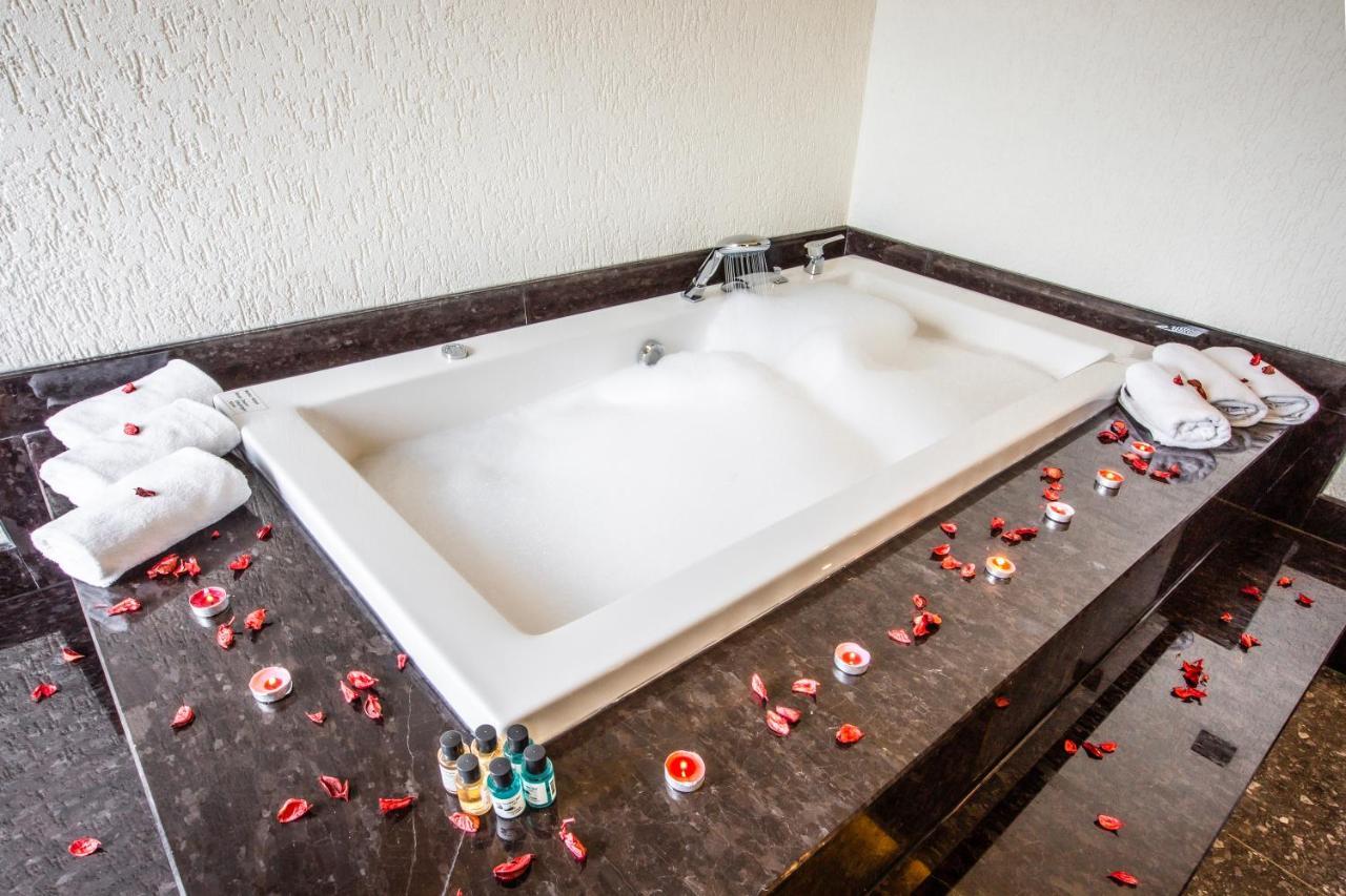 Nehir Otel Pelitli  エクステリア 写真